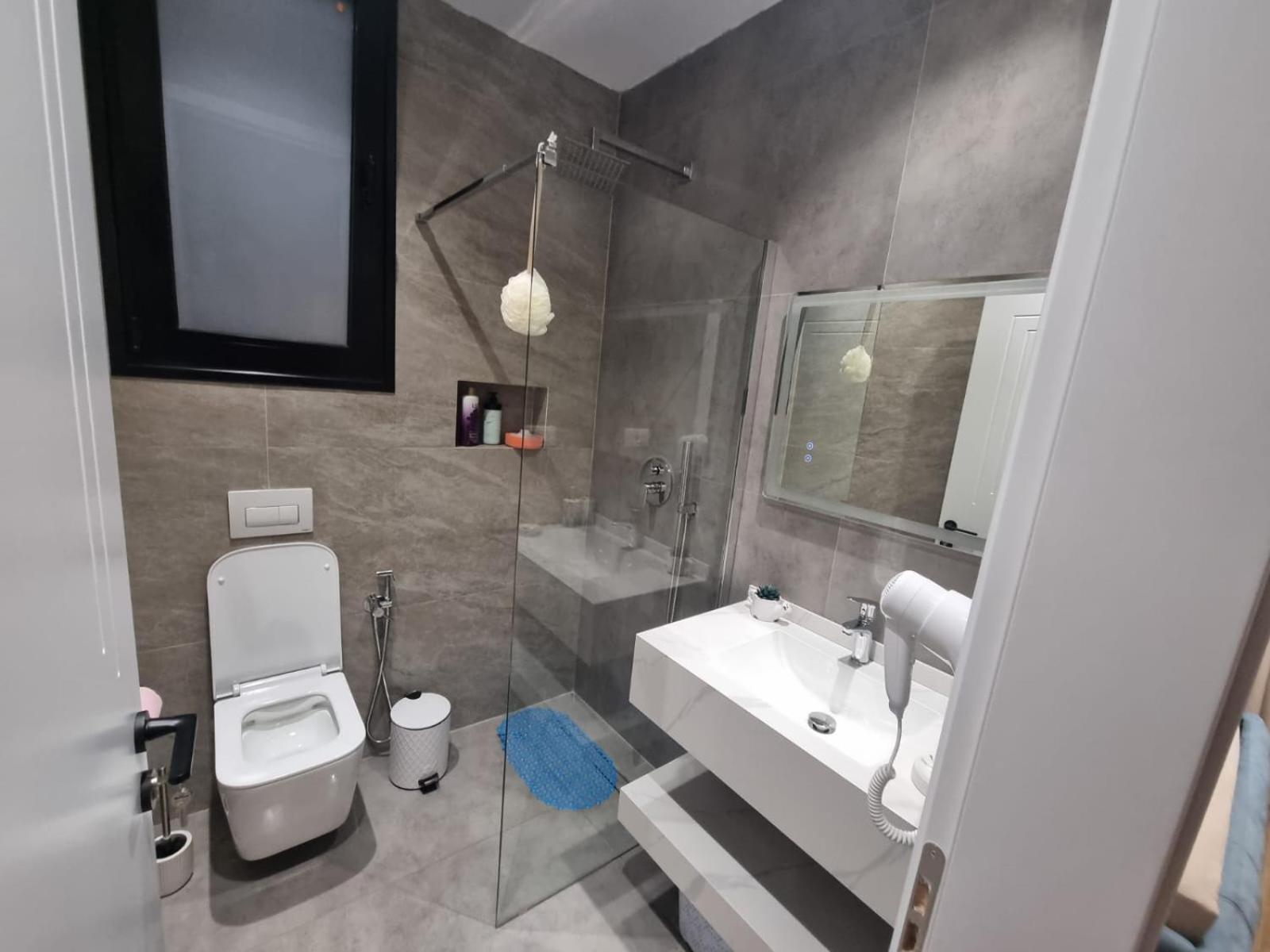 Dida Luxury * Vlorë