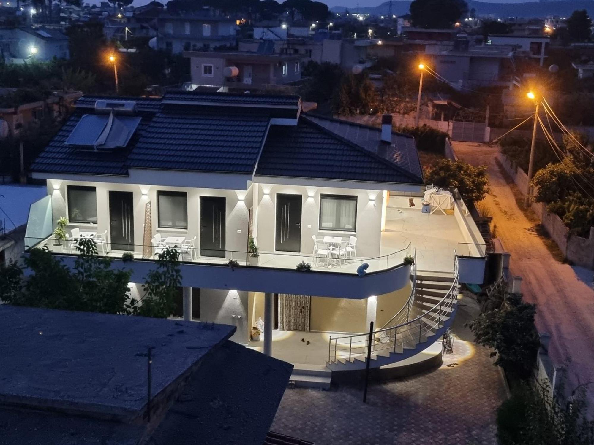 Dida Luxury Vlorë